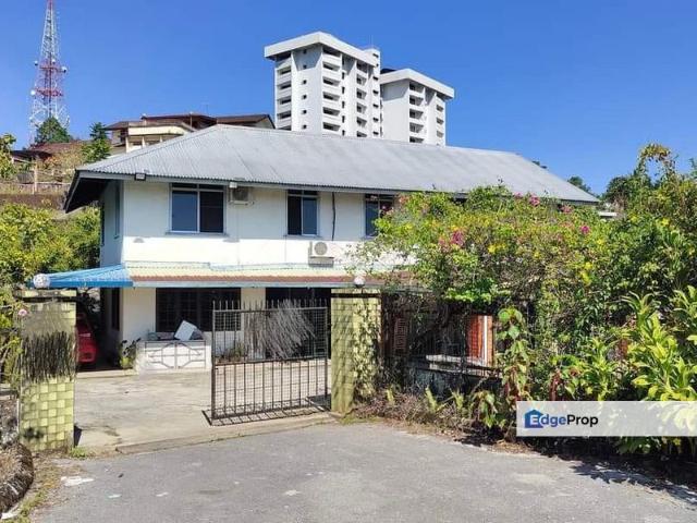 House for sale in Kuching