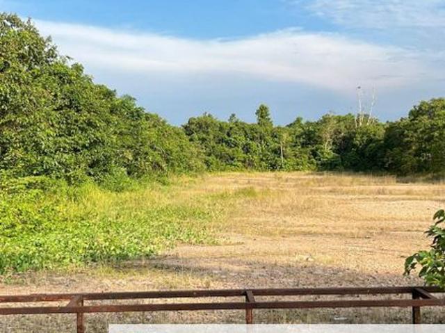 Warehouse for sale in Kluang, Johor