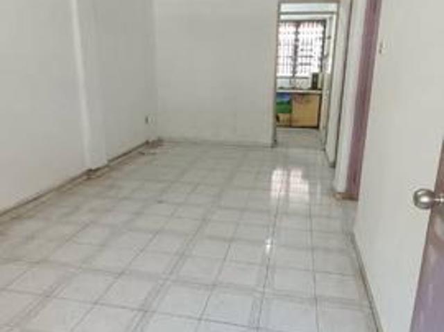 Flat for sale in Tebrau, Johor