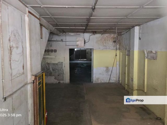 Shop for rent in Langat, Selangor