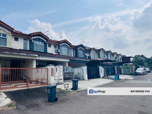 House for sale in Ulu Tiram, Johor