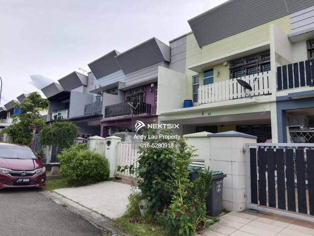 Residential House for sale in Ulu Tiram, Johor