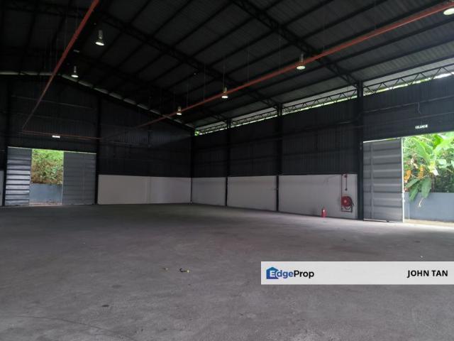 Warehouse for rent in Petaling, Alam Impian