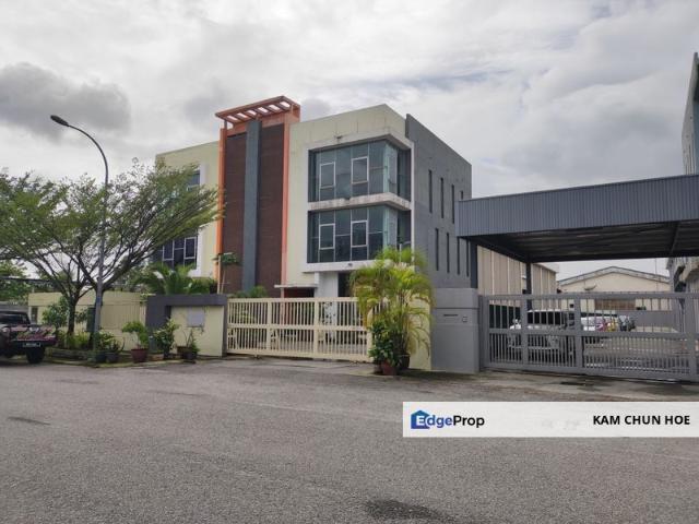 Warehouse for rent in Alam Impian, Selangor
