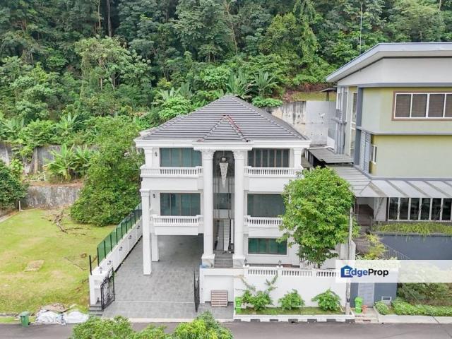 House for sale in Country Heights Damansara, Kuala Lumpur
