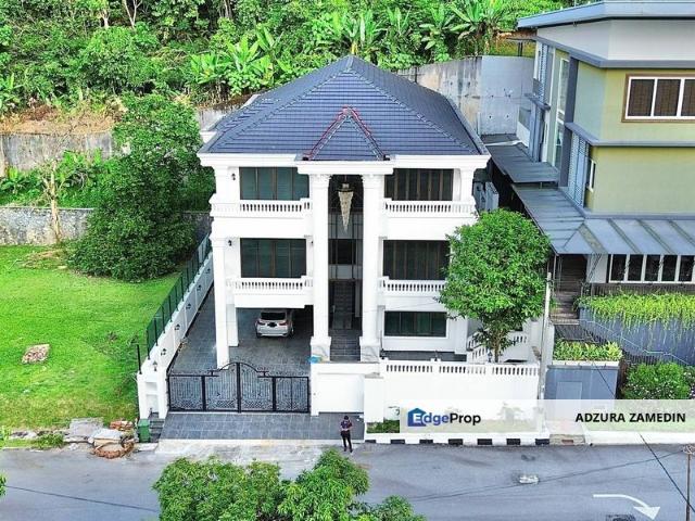 House for sale in Country Heights Damansara, Kuala Lumpur