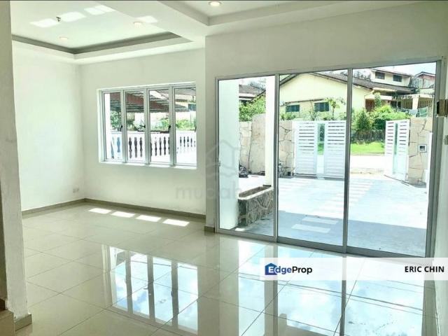 House for sale in Kuching