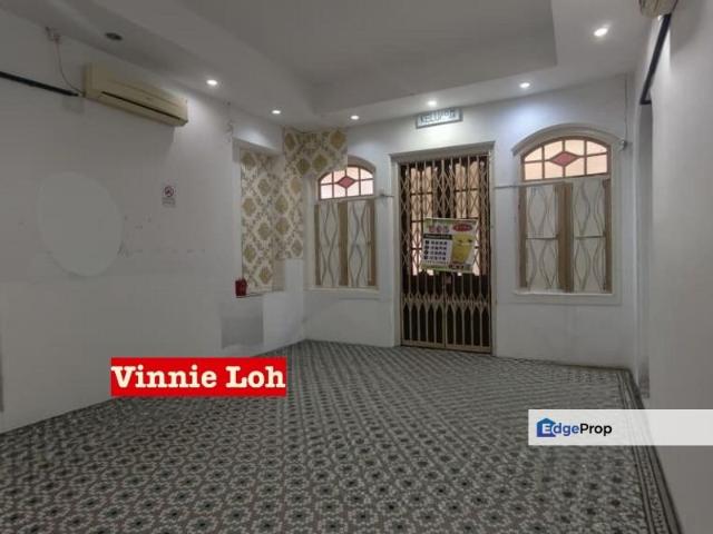 Shop for rent in Georgetown, Penang