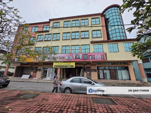 Shop for sale in Pahang