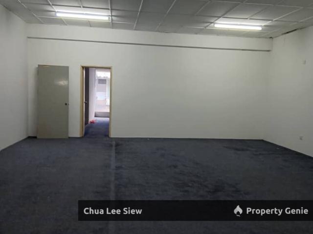 Shop for rent in Ulu Tiram, Johor