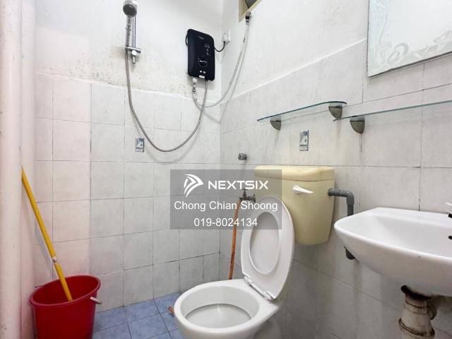 Shop for rent in Ulu Tiram, Johor