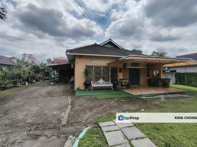 House for sale in Petaling, Damansara Damai