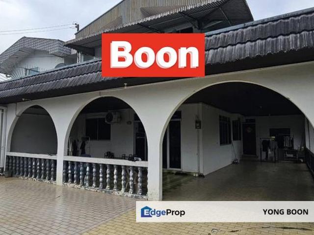 House for sale in Kuching