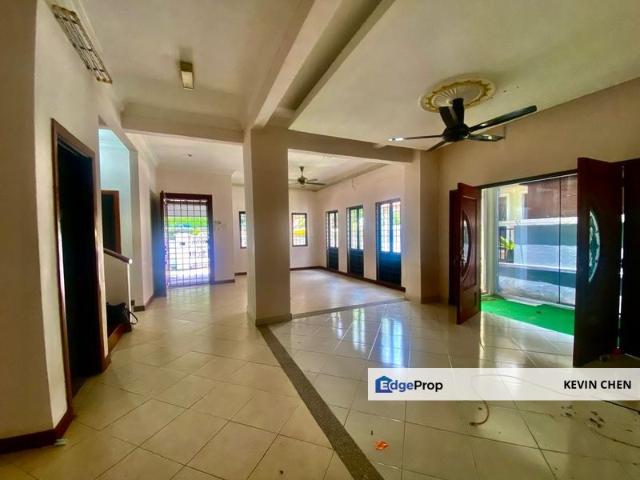 House for sale in Country Heights Damansara, Kuala Lumpur