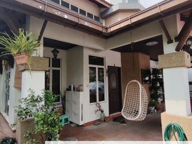 House for sale in Petaling, Damansara Damai