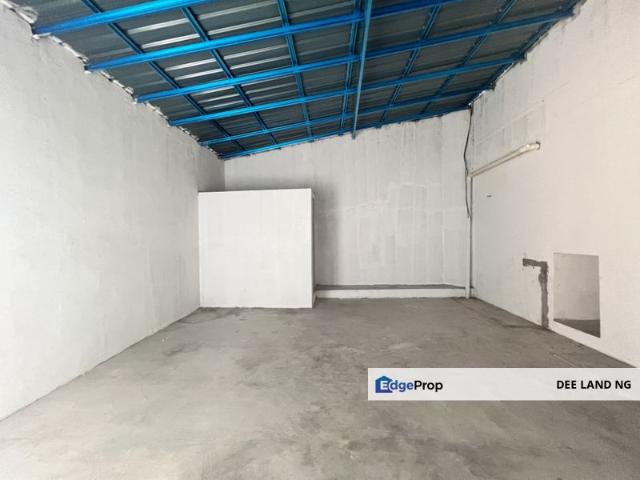 Shop for rent in Georgetown, Penang