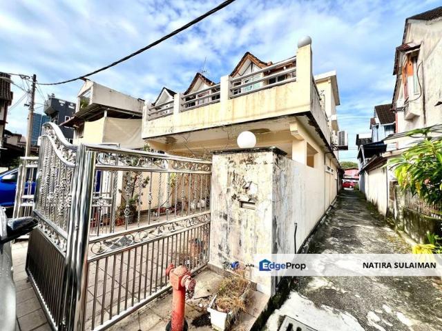 House for sale in Country Heights Damansara, Kuala Lumpur