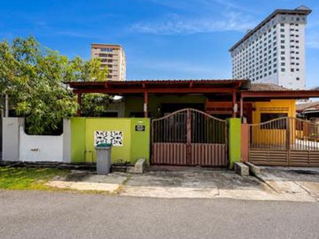Terraced House for sale in Batu Pahat, Johor