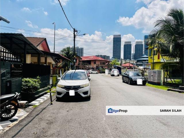 House for sale in Country Heights Damansara, Kuala Lumpur