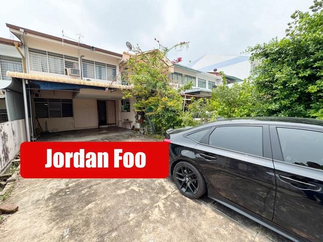 Terraced House for rent in Greenlane Heights, George Town
