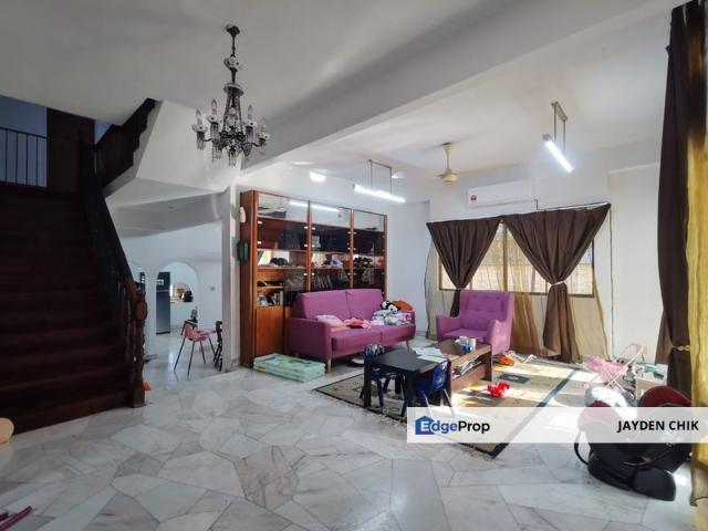 House for sale in Country Heights Damansara, Kuala Lumpur