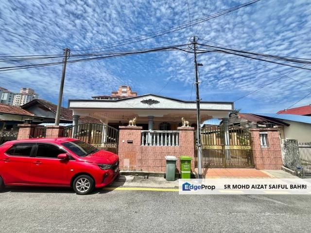 House for sale in Country Heights Damansara, Kuala Lumpur