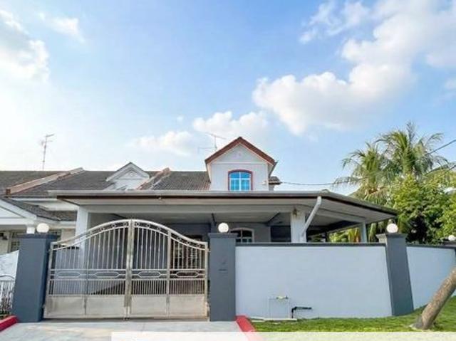 House for sale in Kampung Dato' Onn Jaafar, Johor Bahru