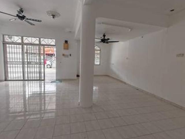 Terraced House for rent in Kulai