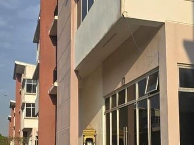 Warehouse for sale in Bukit Ledang, Johor