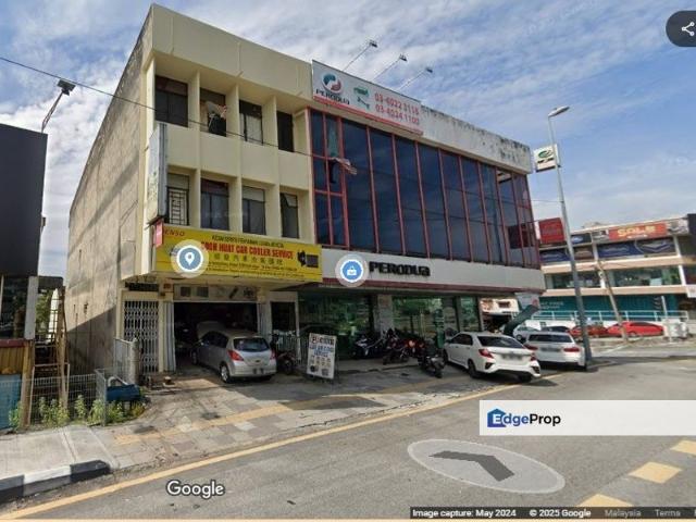 Shop for rent in Country Heights Damansara, Kuala Lumpur