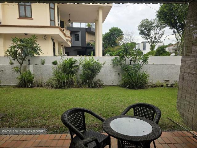 Condominium for sale in Holland