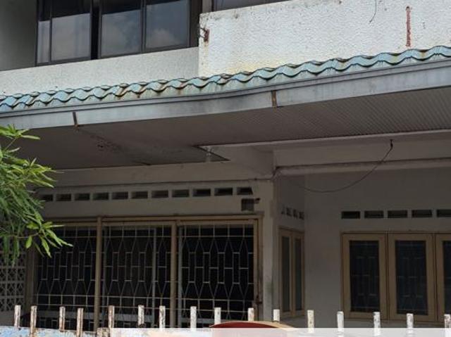 House for sale in Country Heights Damansara, Kuala Lumpur