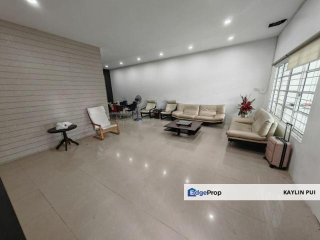 House for sale in Stampin Tengah, Kuching