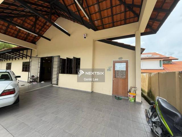 Residential House for sale in Kuching