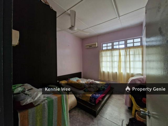 Shop for sale in Kluang, Johor