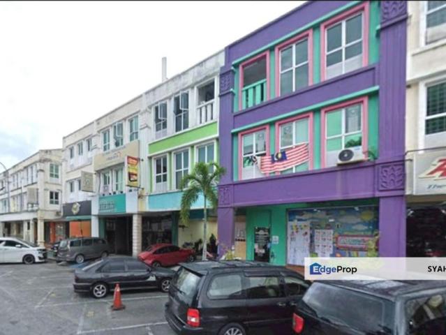 Shop for rent in Kajang, Langat