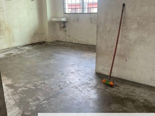 Shop for rent in Kajang, Langat