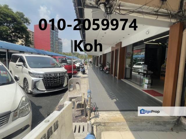Shop for rent in Country Heights Damansara, Kuala Lumpur