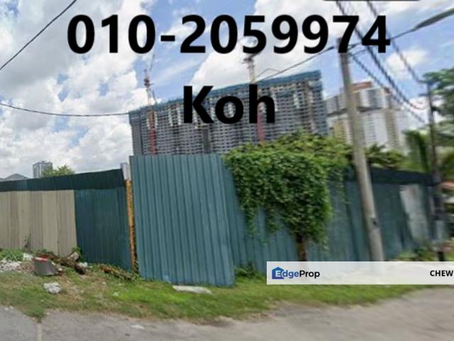 Shop for rent in Country Heights Damansara, Kuala Lumpur