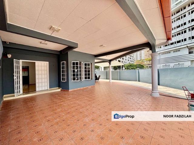 House for rent in Country Heights Damansara, Kuala Lumpur