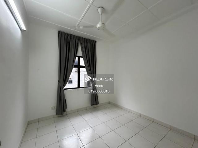 Shop for rent in Bukit Ledang, Johor