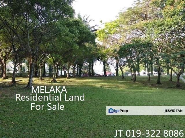 House for sale in Malaka