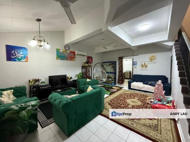 House for sale in Malaka