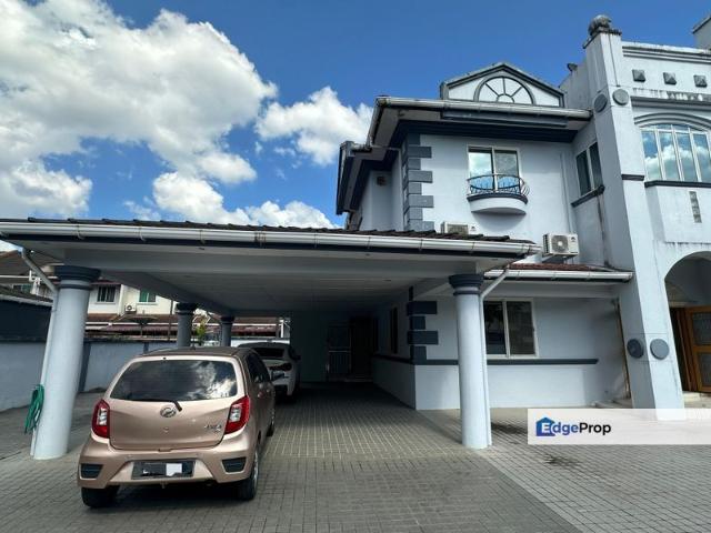 House for sale in Kuching