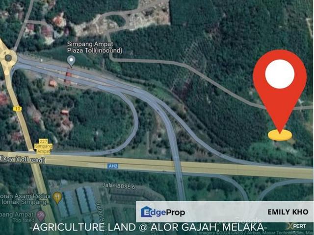 Shop for sale in Malaka