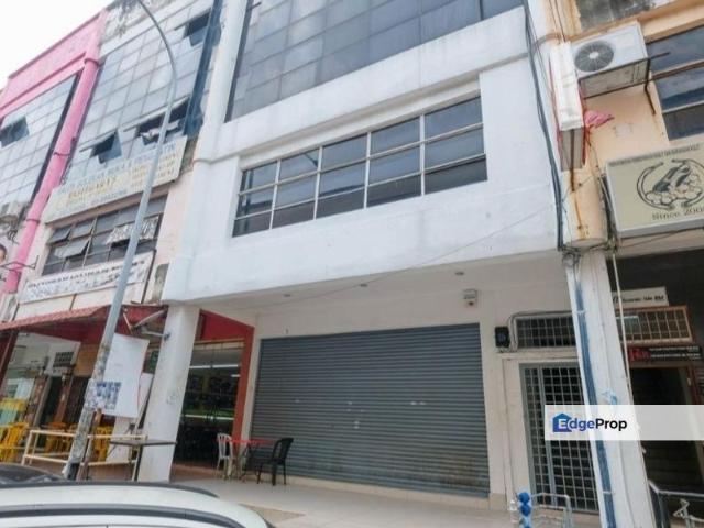 Shop for sale in Petaling, Subang Jaya