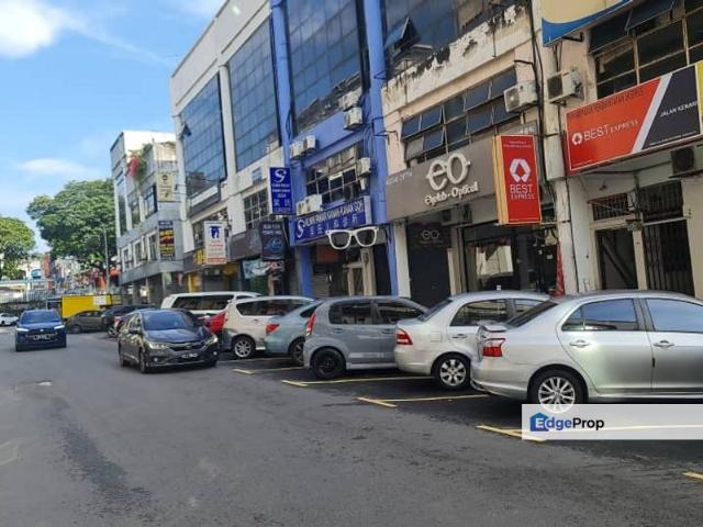 Shop for sale in Petaling, Subang Jaya
