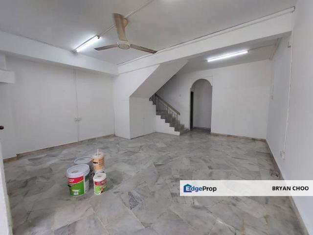 House for sale in Petaling, Subang Jaya