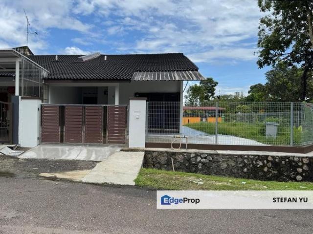 House for sale in Ulu Tiram, Johor