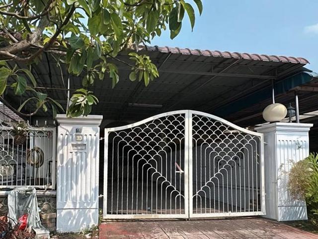 Terraced House for sale in Bandar Baru Permas Jaya, Kampung Senibong